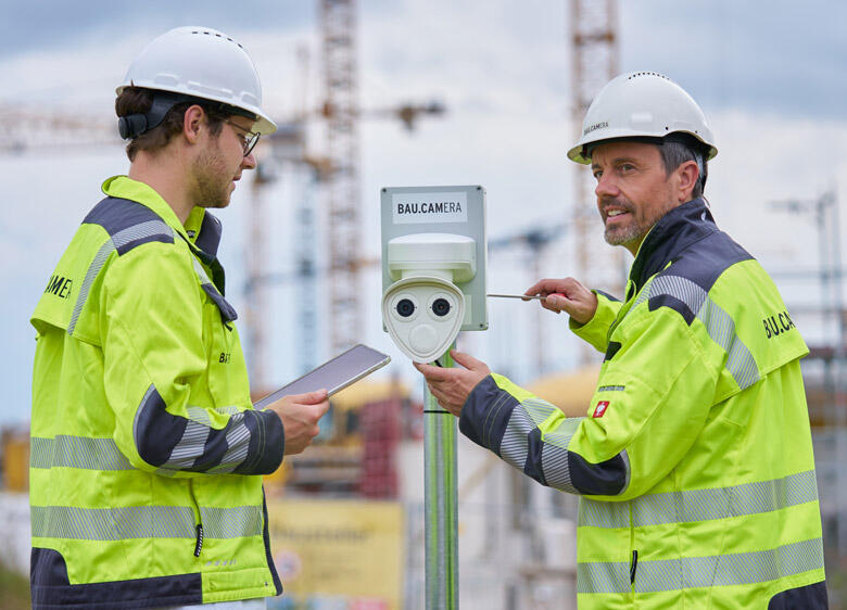 BAU.CAMERA Montage auf einer Baustelle